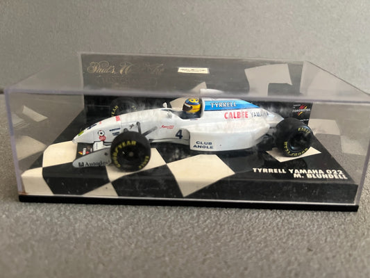 Voiture Miniature Formule 1 F1 Tyrrell Yamaha 022 Blundell Minichamps au 1/43