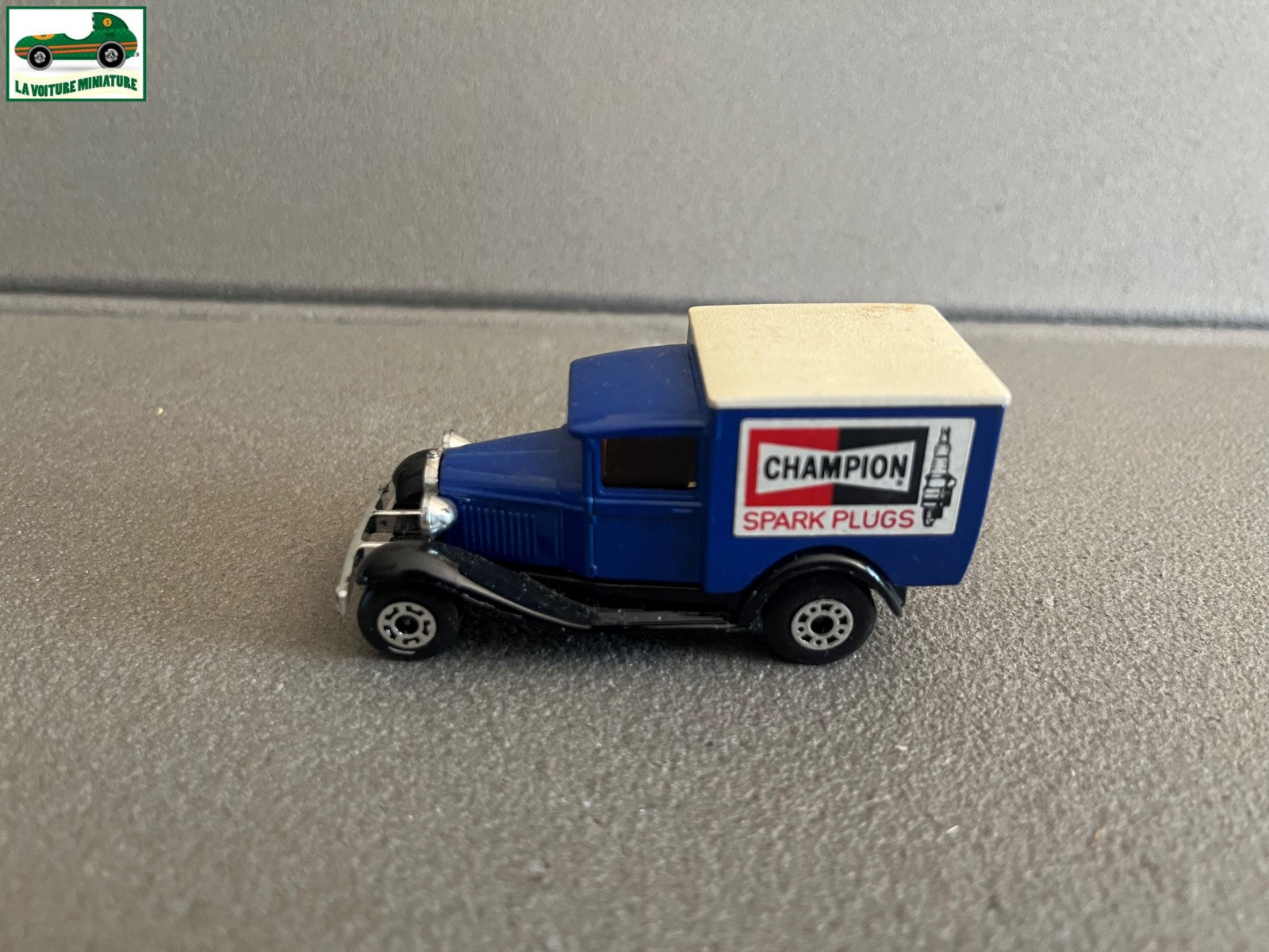 Ancienne Miniature Voiture Ford A Champion Matchbox Lesney England