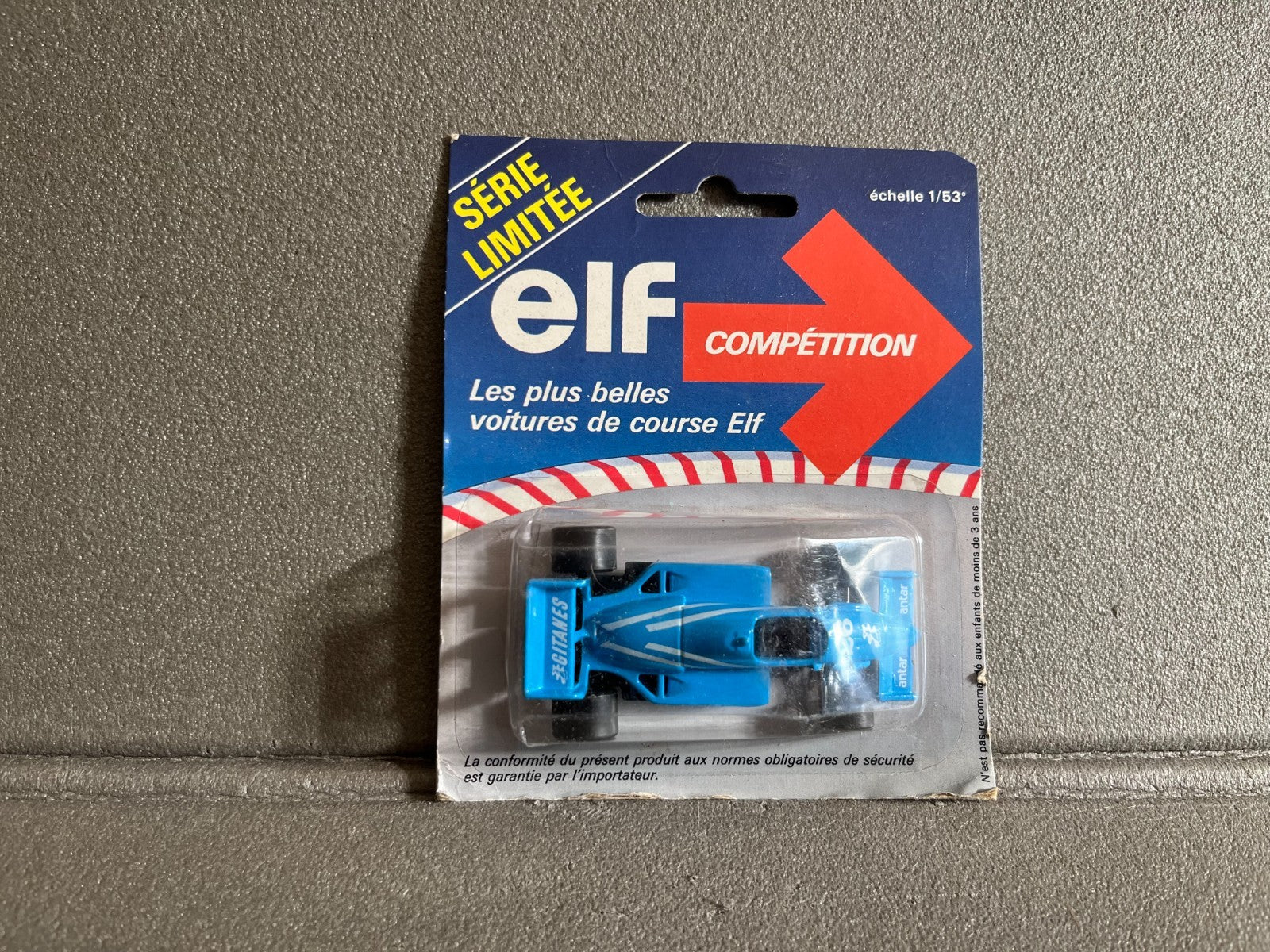 Voiture miniature F1 Ligier Antar JS 25 1985 Elf Competition 1/53 Type Majorette