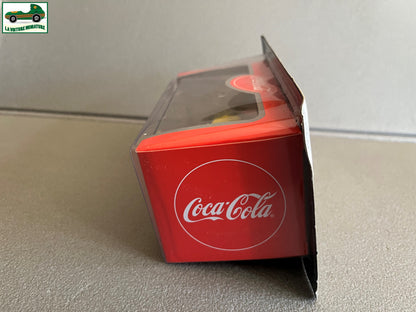 Voiture miniature Camion Livraison Coca Cola International KB8 1948 au 1/72
