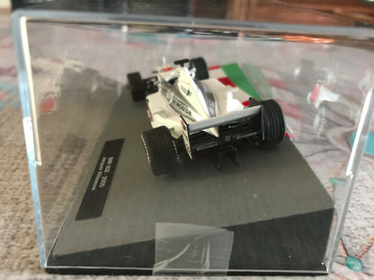 Voiture miniature Formule 1 F1 Bar 002 2000 Jacques Villeneuve au 1/43