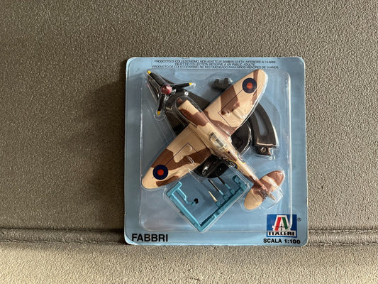 Avion miniature Militaire Spitfire Fabbri Italeri 1/100