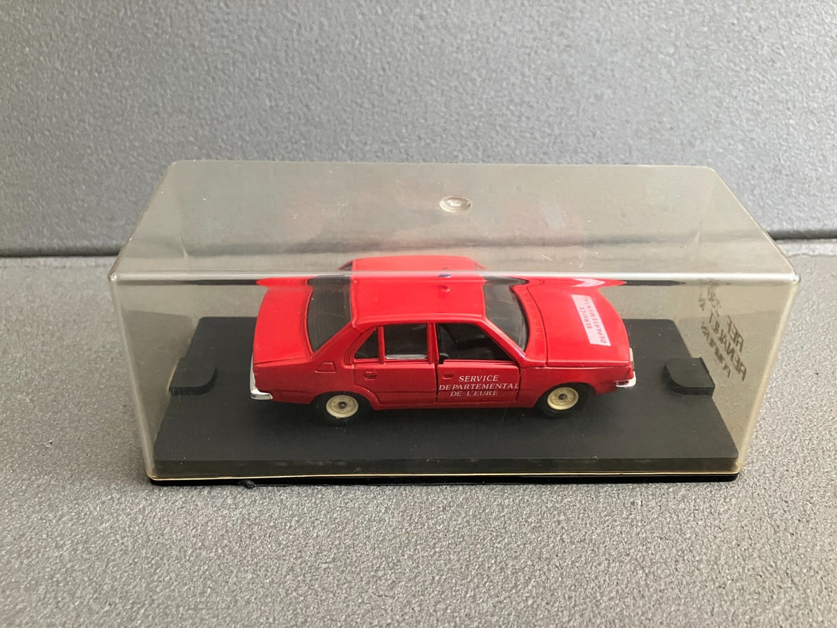 Voiture Miniature Renault 18 Pompiers Verem Ref 236 au 1/43