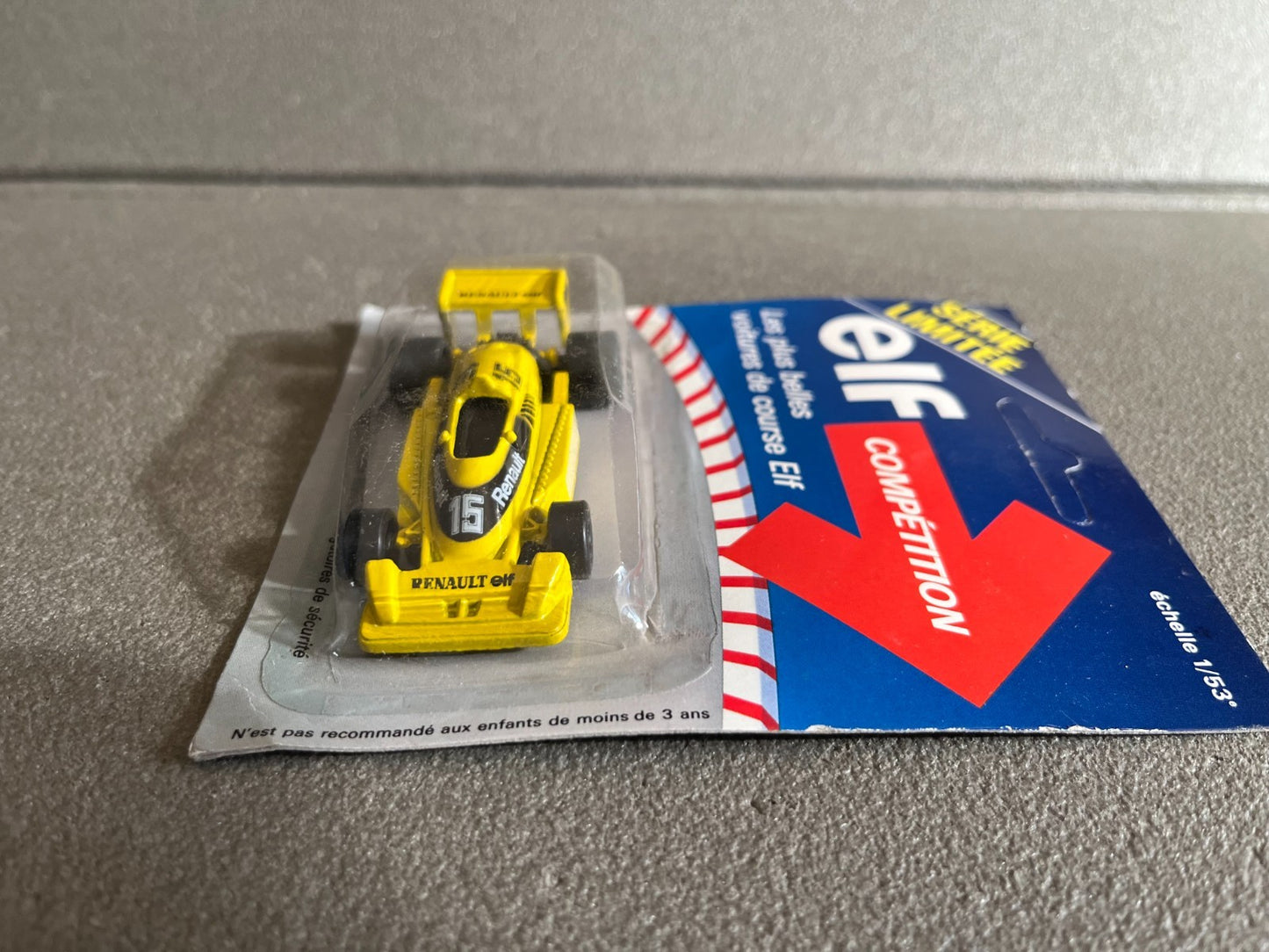 Voiture miniature F1 Renault RS 01/02 1977 Elf Competition 1/53 Type Majorette