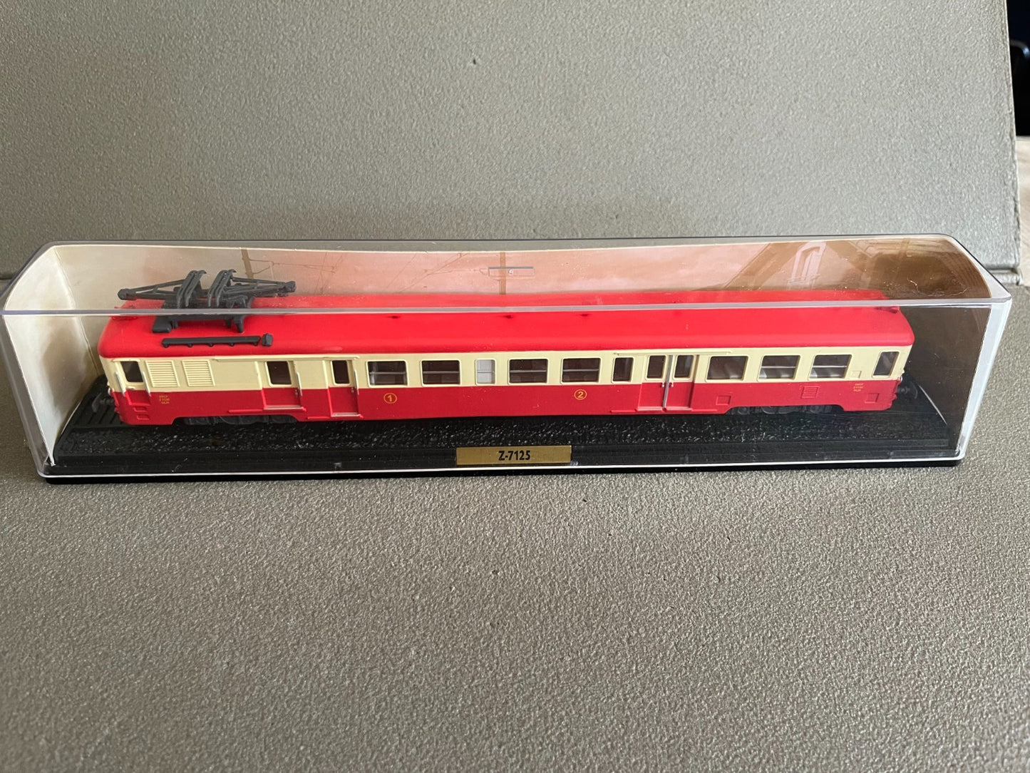 Maquette Miniature Autorail Train Z-7125 Editions Atlas HO au 1/87