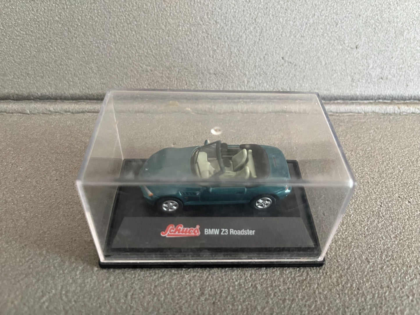 Voiture Miniature BMW Z3 Roadster Schuco au 1/72