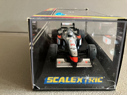 Ancienne Voiture Miniature Circuit Formule 1  McLaren West C2124 Scalextric 1/32