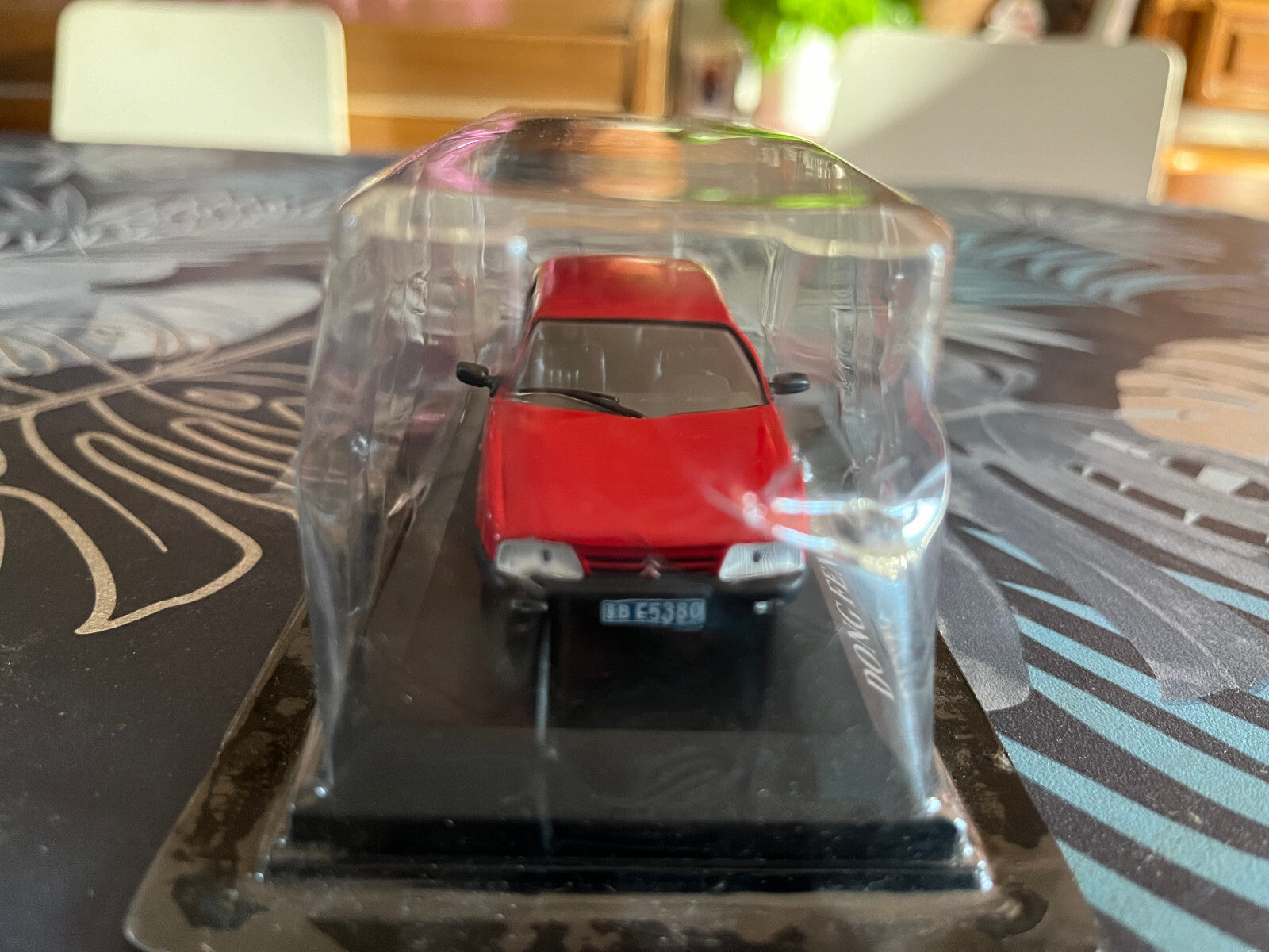 Voiture Miniature Dong Feng 988 Beijing 2000 Citroen ZX Taxi Du Monde 1/43