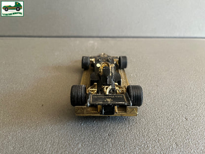 Ancienne Miniature Voiture F1 John Player + Remorque Corgi WhizzWheels au 1/36