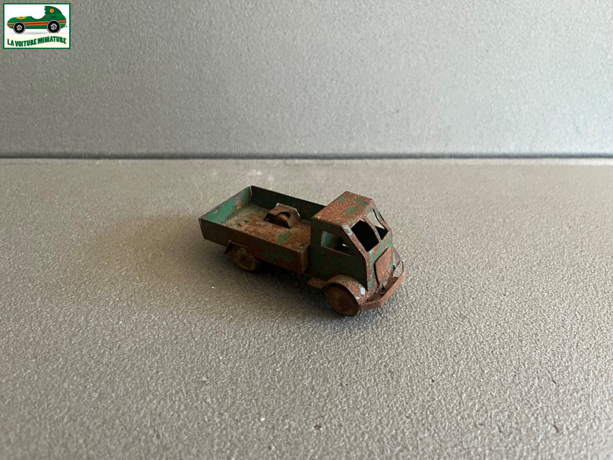 Ancienne Voiture Miniature Metal Tole penny toys "Gobin Daudé Polichinelle"