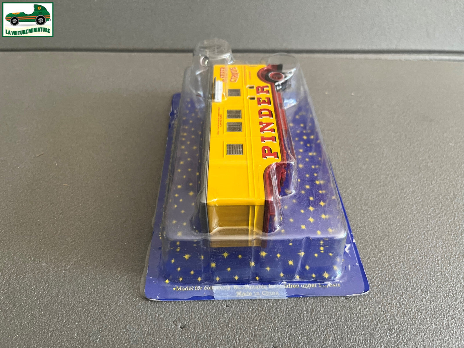Voiture Miniature Remorque Caisse N°32 Cirque Pinder au 1/64