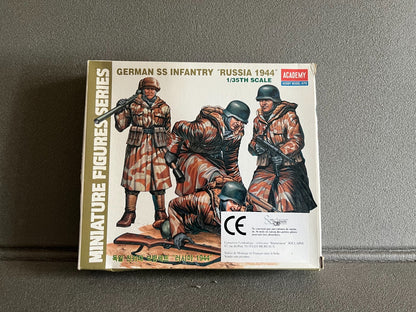 Maquette Militaire Figurine Soldat German Infantry Russia 1944 Academy 1/35