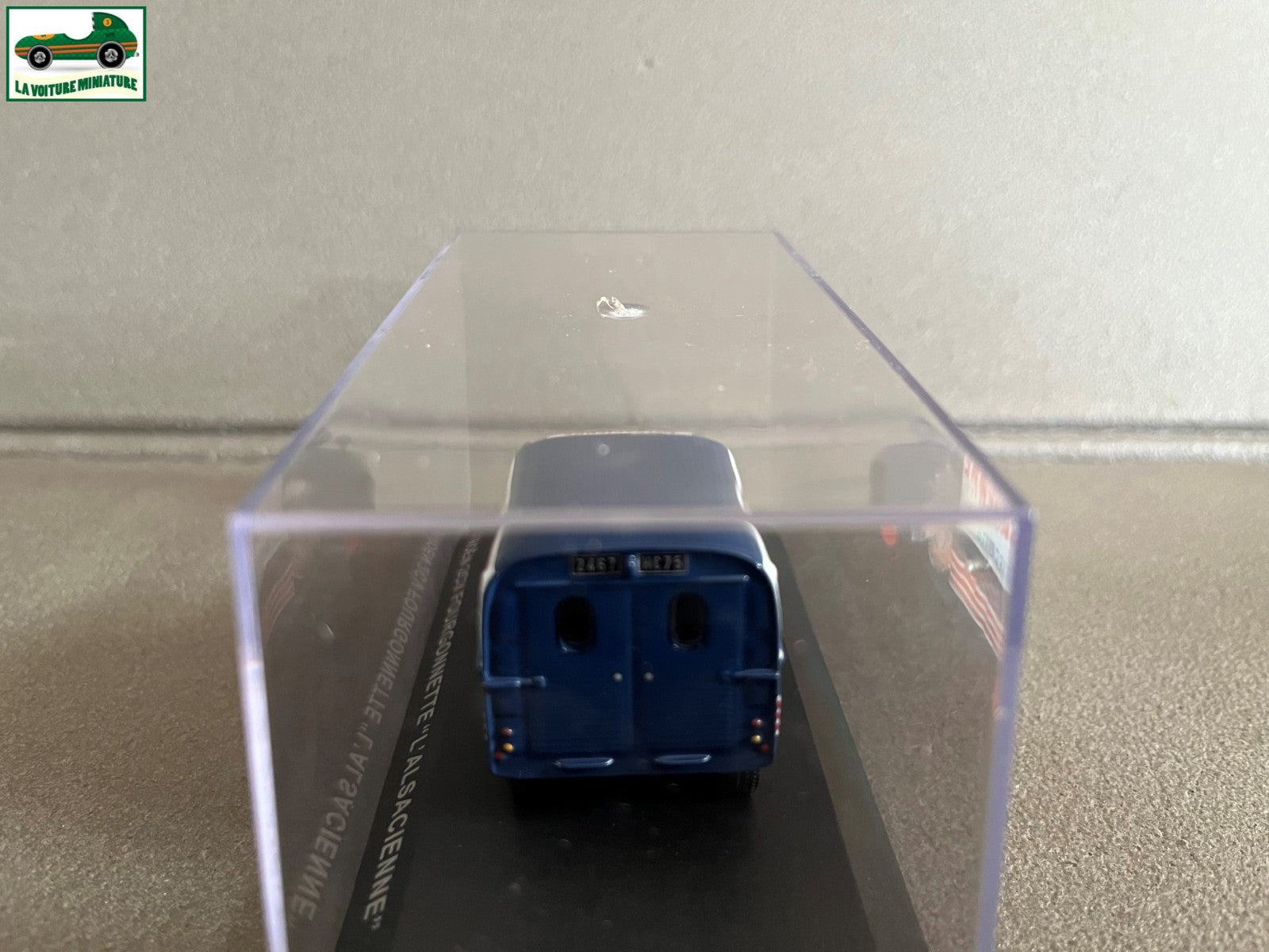 Voiture Miniature Publicitaire Citroen 2CV L'alsacienne Biscuits au 1/43