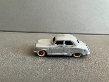 Ancienne Voiture Miniature Simca Aronde Norev Plastique France Epave