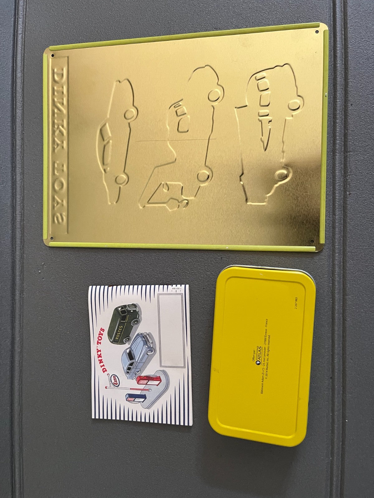 Voiture Miniature Lot Catalogue Plaque Metal Boite Dinky Toys Edition Atlas