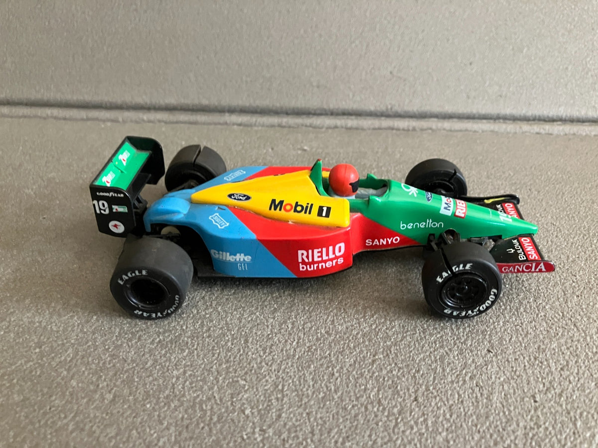 Voiture Miniature Circuit Formule 1 Benneton B189 Scalextric 1/32