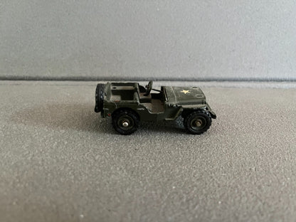 Ancienne Miniature Militaire Voiture Jeep Dinky Toys Meccano France Epave