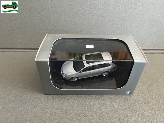 Voiture Miniature Volkswagen Golf Variant Autoart au 1/43