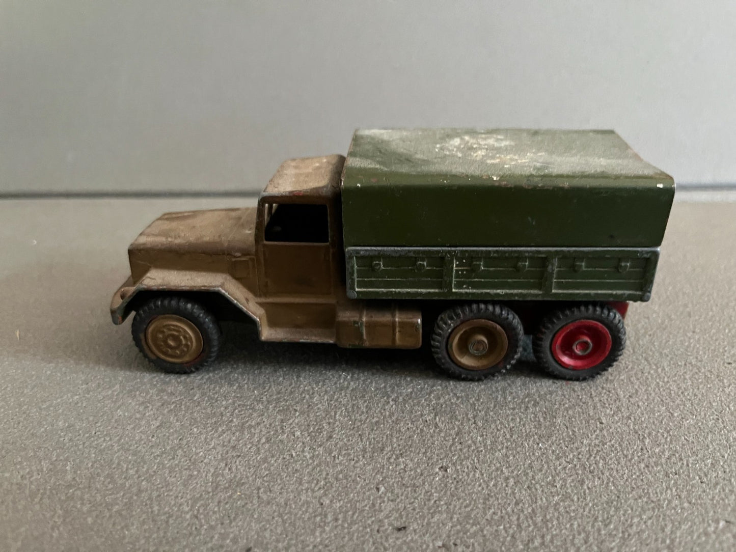Ancienne Miniature Camion International Truck Corgi Toys Gt Britain Epave