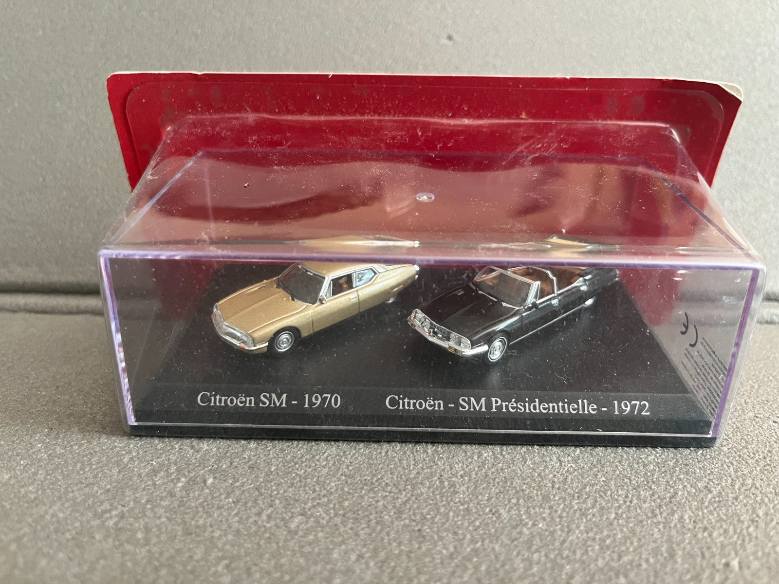 Voiture Miniature Duo Citroen SM 1970 Présidentielle Universal Hobbies 1/87 HO