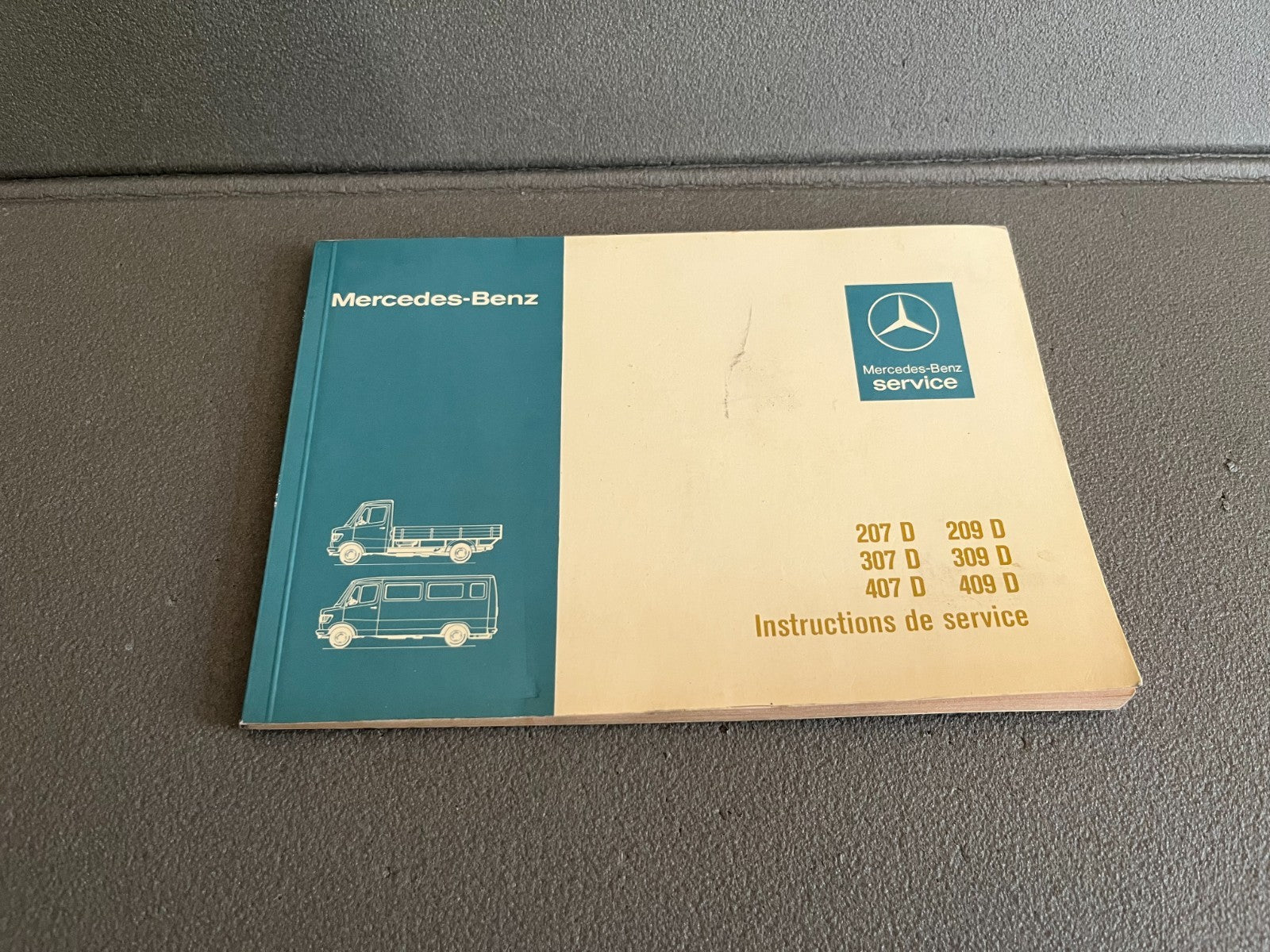 Livre Revue Automobile Camion Instructions de Service Mercedes Benz 207  307 407