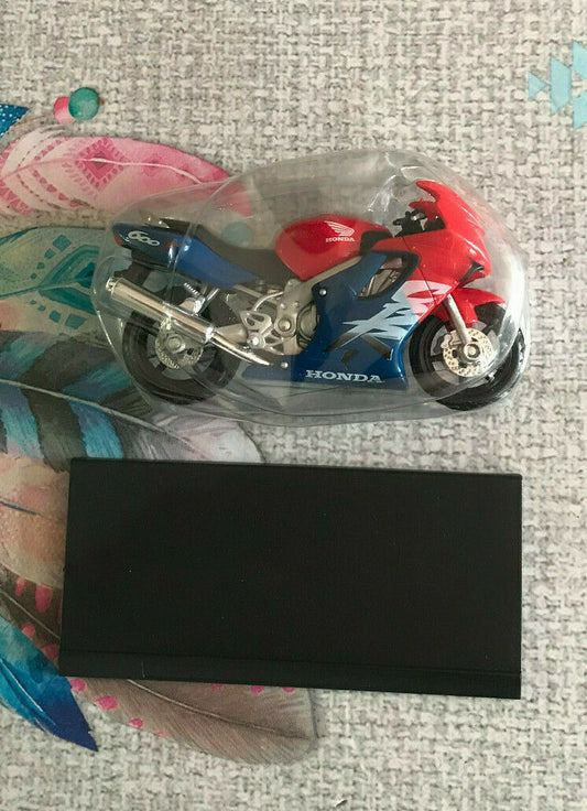 Moto miniature Honda 600 CBR Motos à Collectionner Maisto Altaya au 1/18