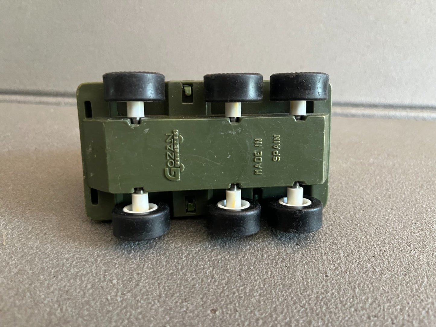 Jouet Ancien Voiture Miniature Militaire Char Tank Blindé 6 roues Gozan Spain