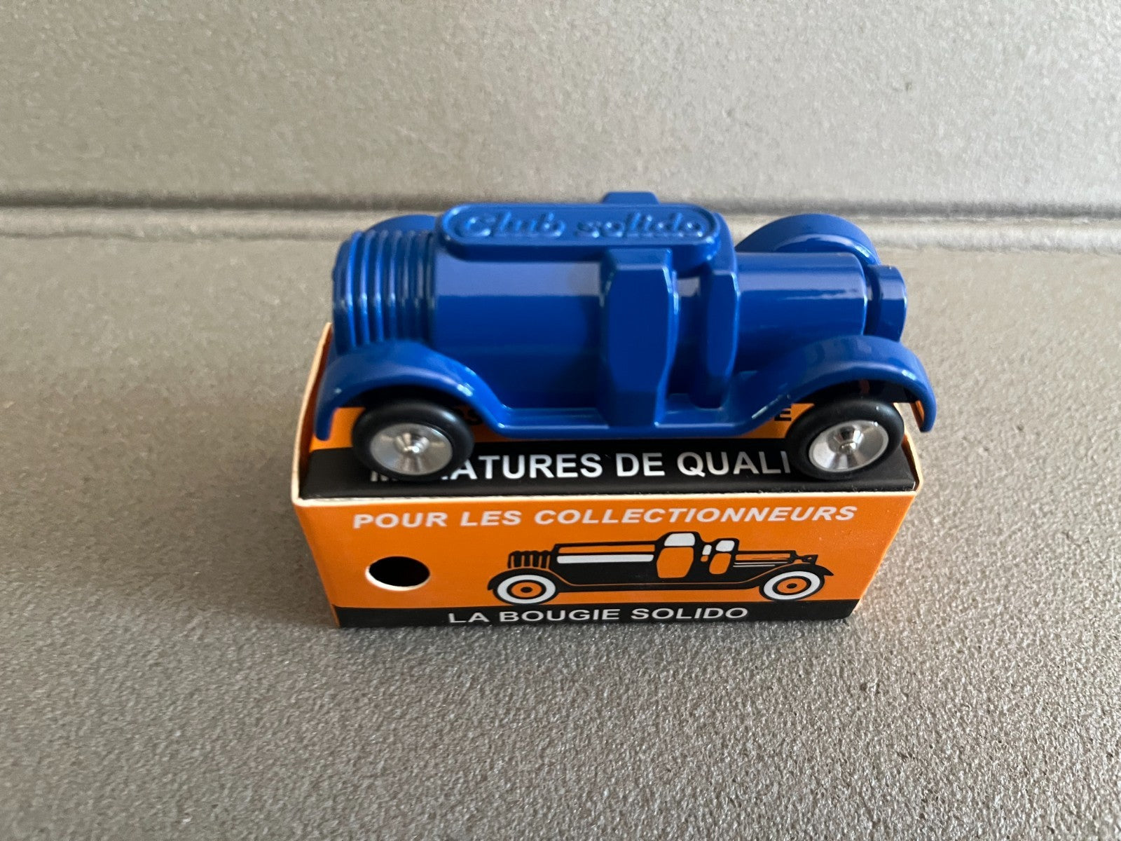 Voiture Miniature Bougie Club Solido Série 100 Edition 2019 1/43