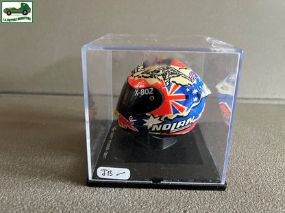 Casque Moto GP Casey Stoner 2011 Altaya au 1/5