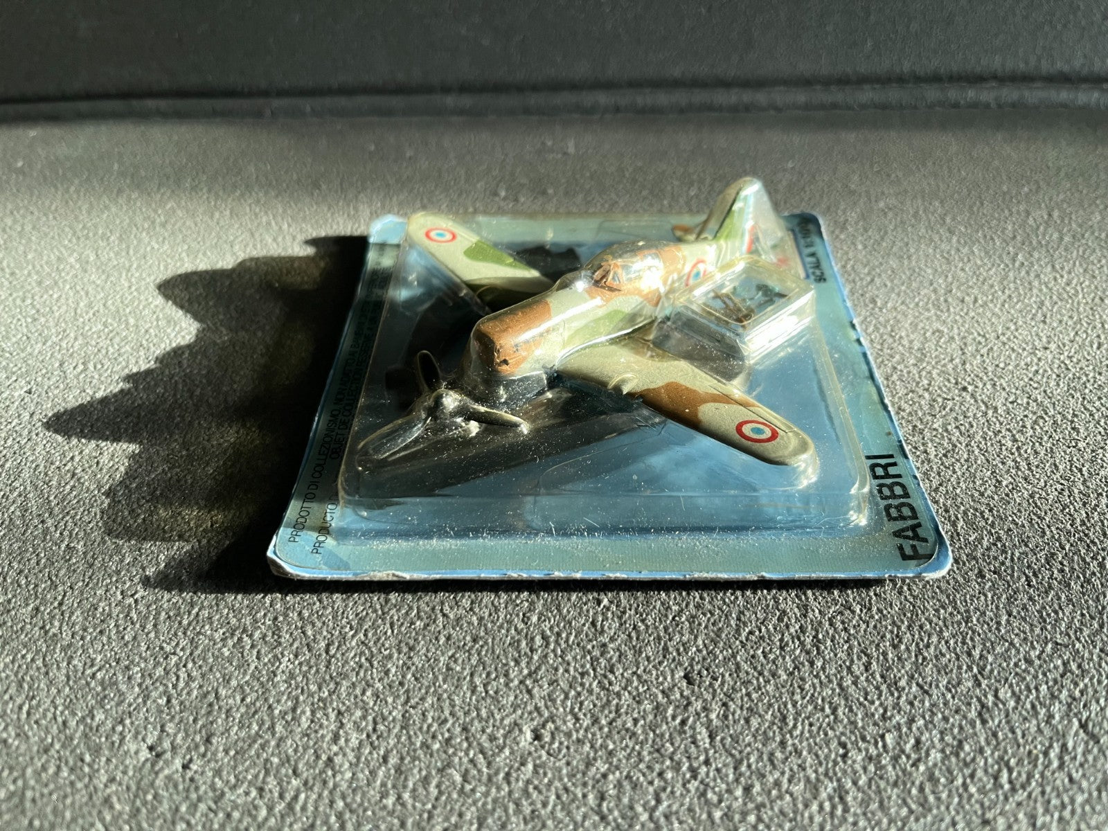 Avion miniature Militaire M.S. 406 Fabbri Italeri 1/100