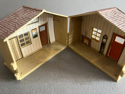 Jouet Ancien Plastique Maison New Ray 1999