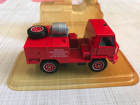 Voiture Miniature Pompiers Berliet Camiva 4x4 F.F Solido au 1/50