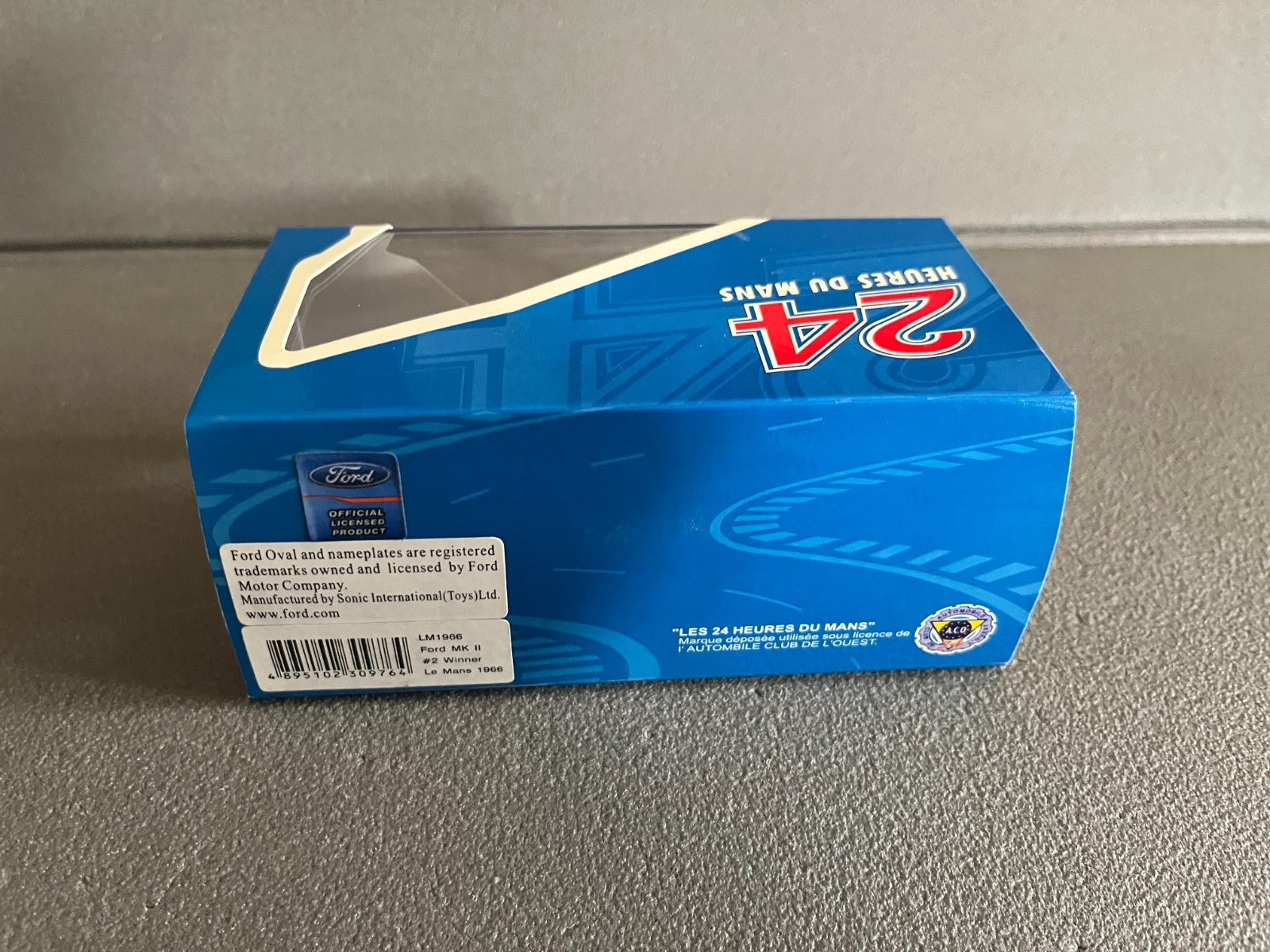 Voiture Miniature Ford MK II Winner Le Mans 1966 Ixo au 1/43