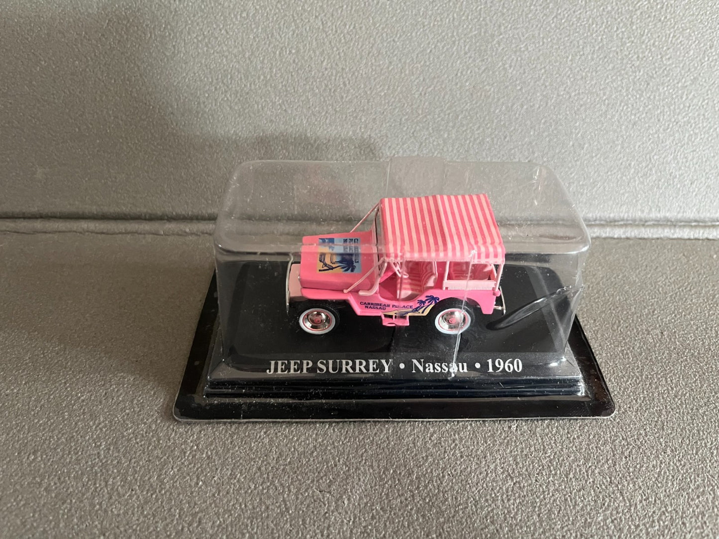 Voiture Miniature Jeep Surrey Nassau 1960 Taxi Du Monde au 1/43 Altaya