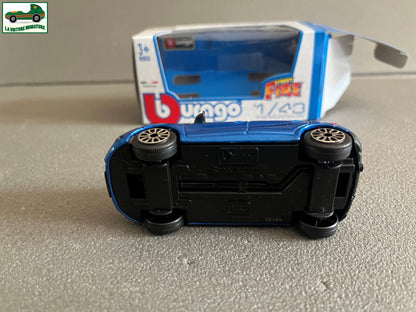 Voiture Miniature Renault Captur Burago Street Fire au 1/43