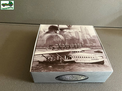 Avion miniature chrome Boeing B-307 Atlas Silver Classics au 1/200