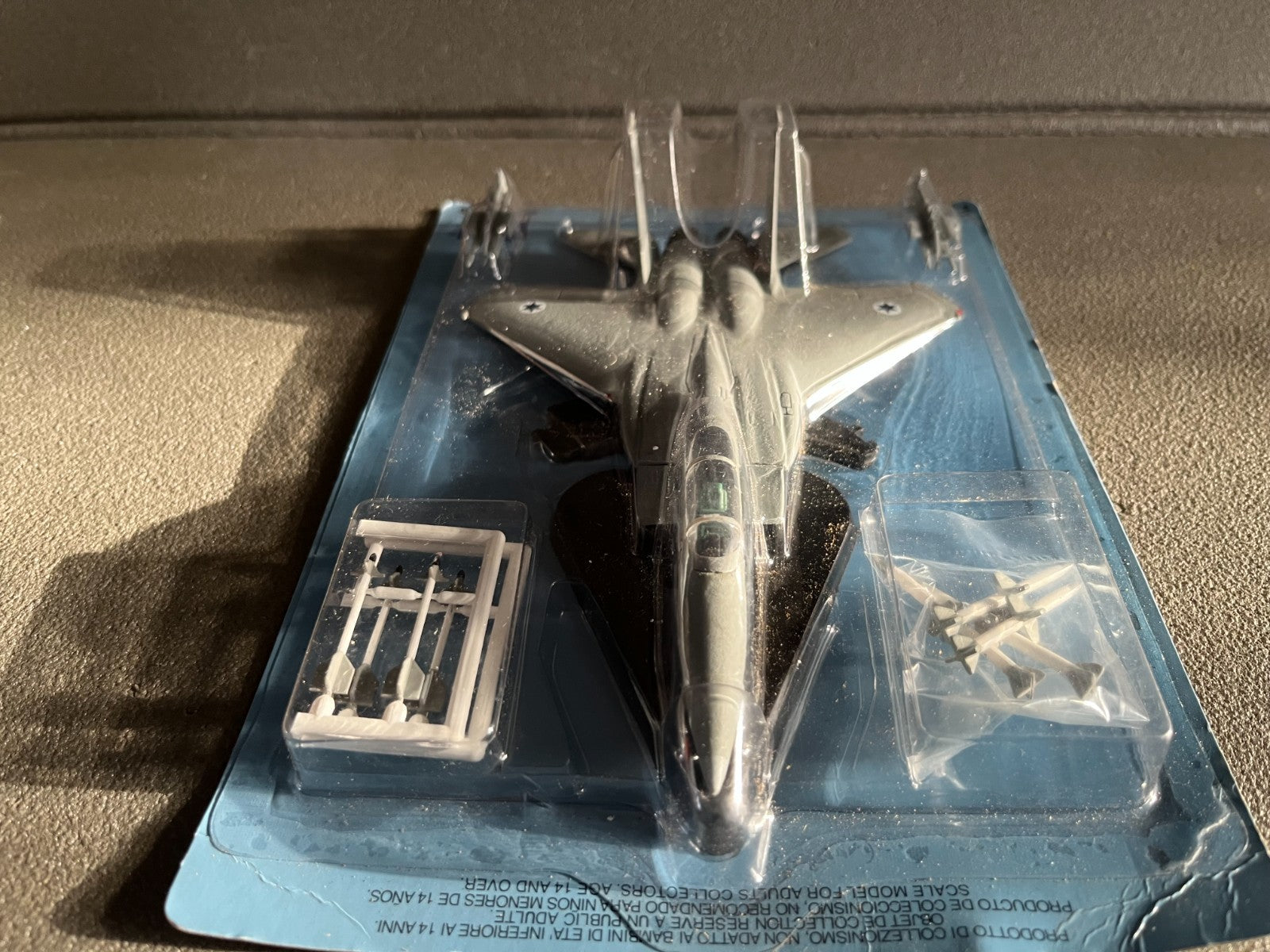 Avion miniature Militaire F-15C Fabbri Italeri 1/100