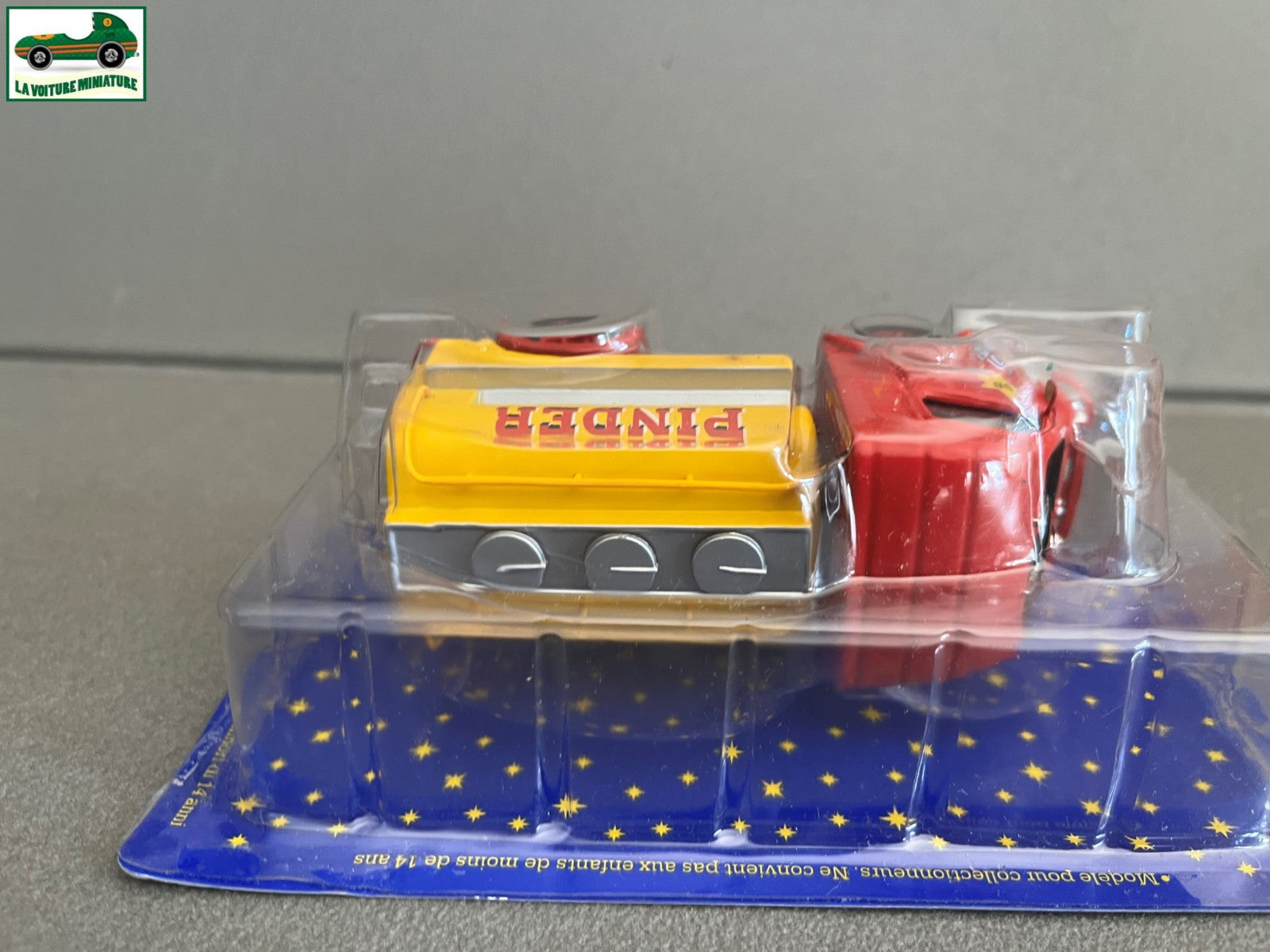 Voiture Miniature Renault Galion Citerne Cirque Pinder Altaya 1/43