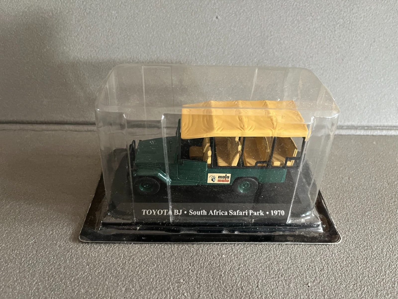 Voiture Miniature Toyota BJ Africa Safari Park 1970 Taxi Du Monde au 1/43 Altaya