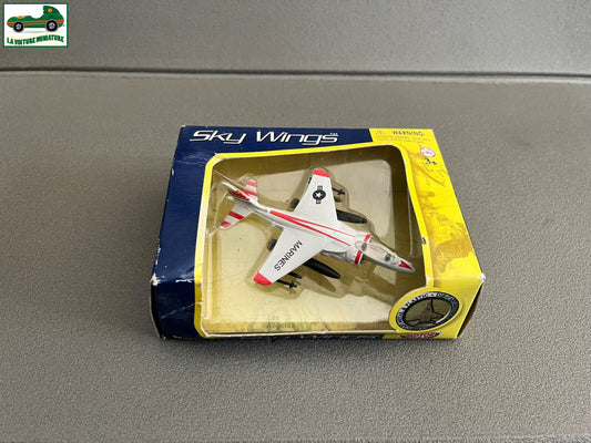 Avion miniature Militaire Sky Wings MotorMax AV-8B Harrier Marines