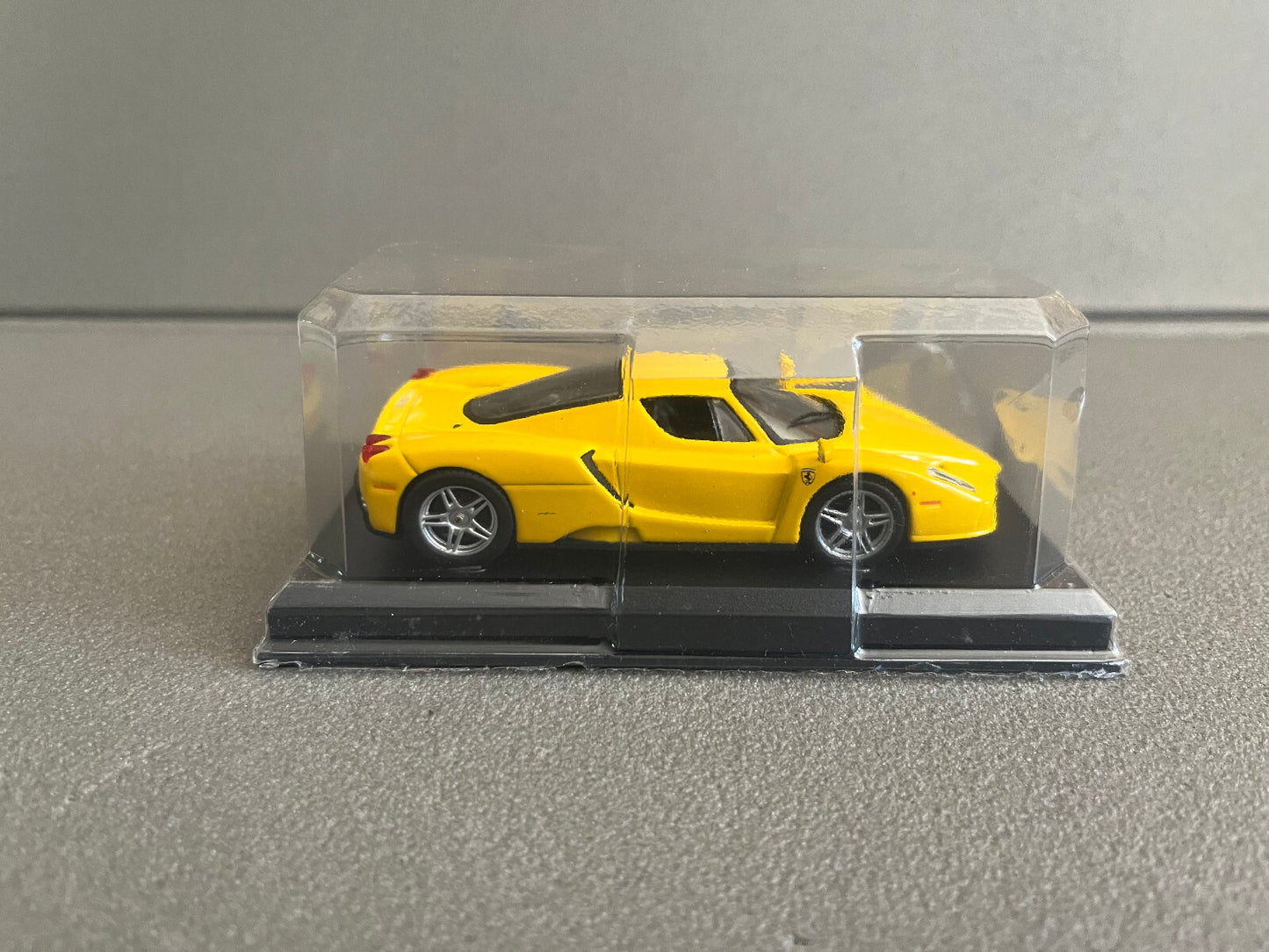Voiture miniature Collection Ferrari Enzo Ixo Fabbri  1/43