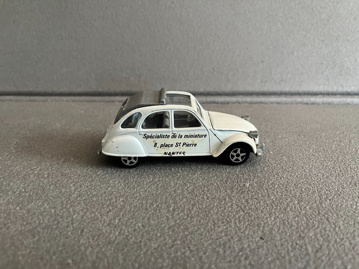 Jouet Ancien Voiture Miniature Citroen 2CV 6 Jet Car Norev Auto Passion 1/43