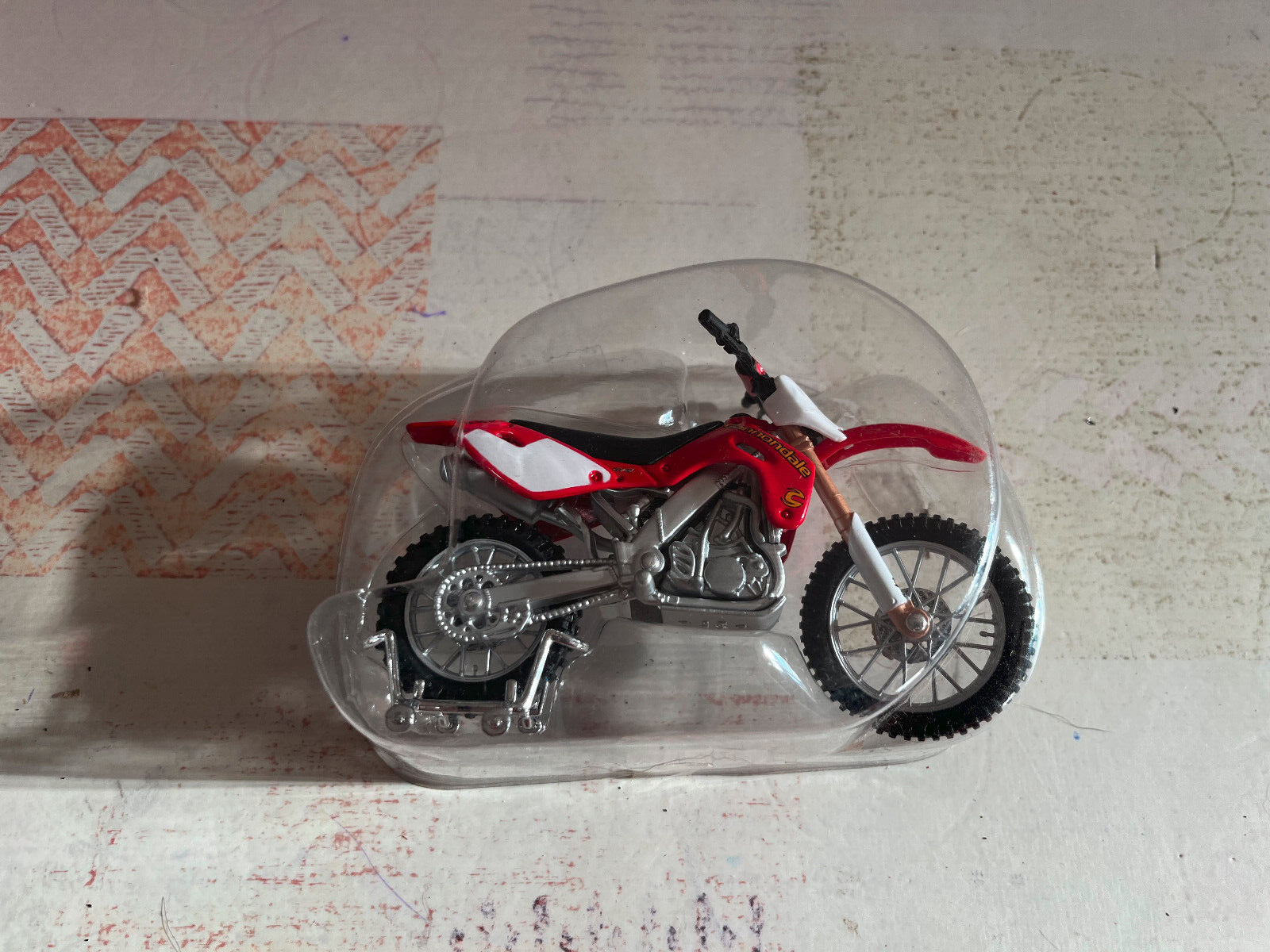Moto miniature Cross Cannondale Motos à Collectionner Maisto Altaya au 1/18