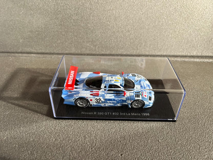Voiture Miniature Nissans R 390 GT1 Le Mans 1998 Spark Hachette 1/43