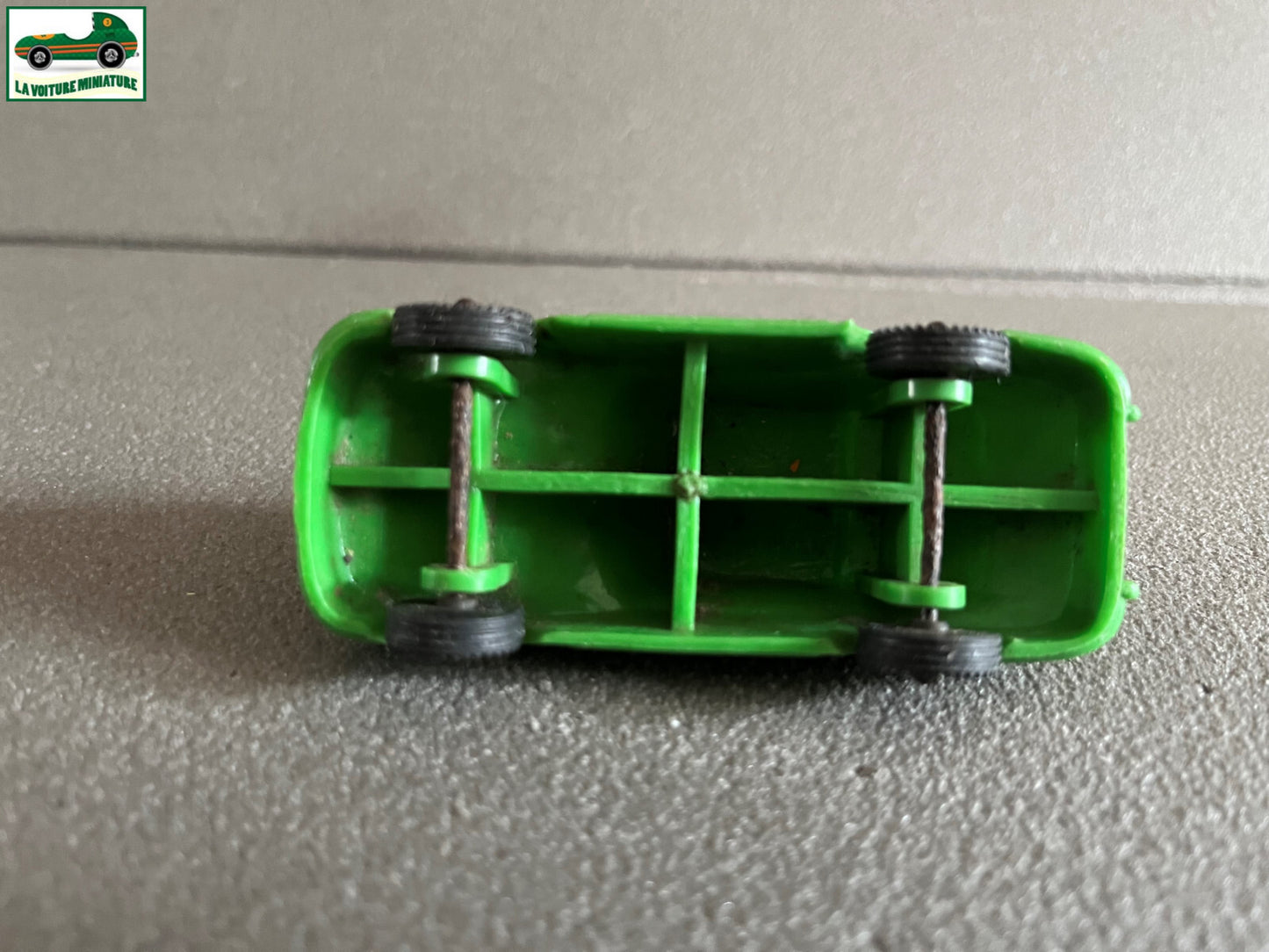 Voiture Miniature Ancien Porsche Vinyl Line Plastique Gomme 1/43 idem Tomte