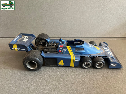 Ancienne Voiture Miniature Tyrrell P34/2 Depailler F1 Polistil Italy au 1/16