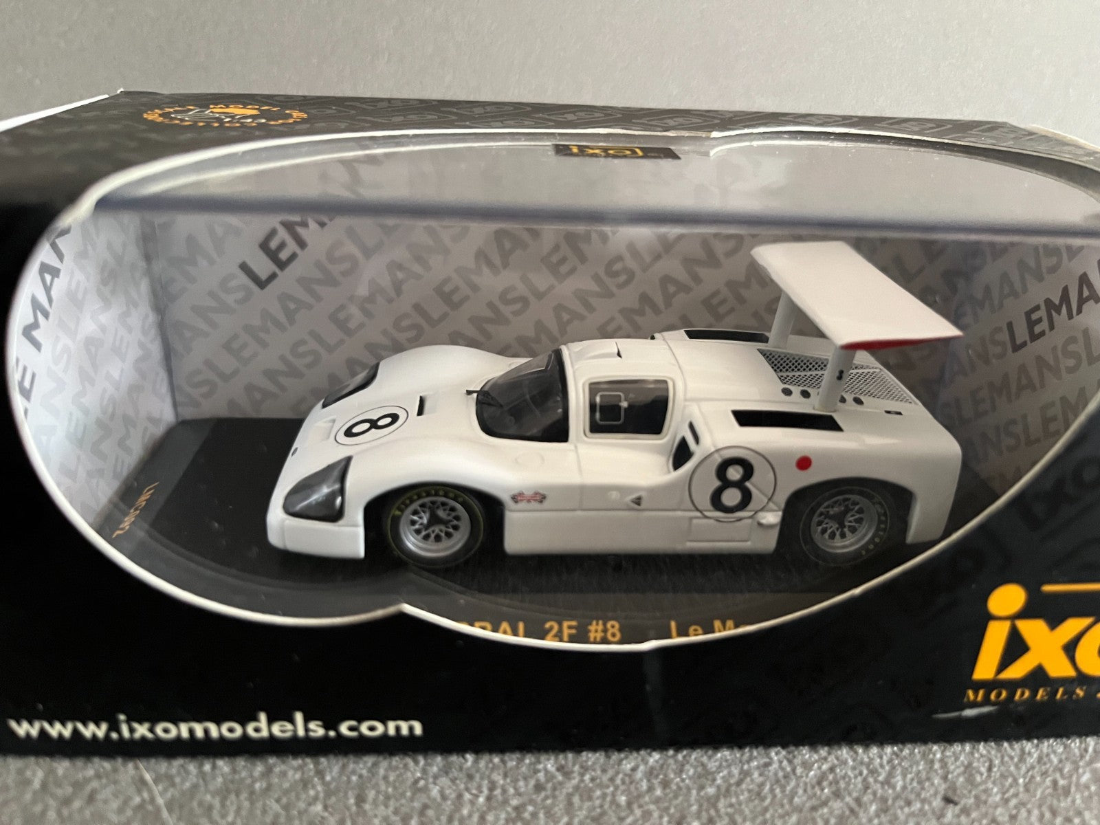 Voiture Miniature Chaparral 2F Le Mans 1967 Ixo au 1/43