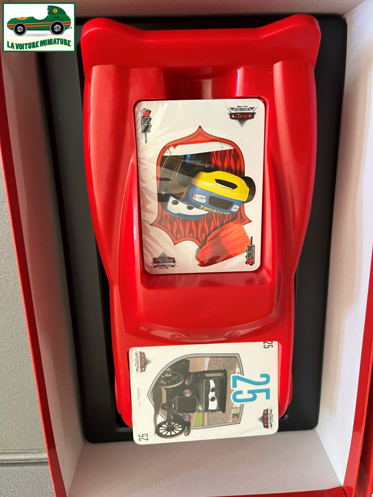 Jeu Société Voiture Miniature Cars Disney Pixar 1000 Bornes Dujardin