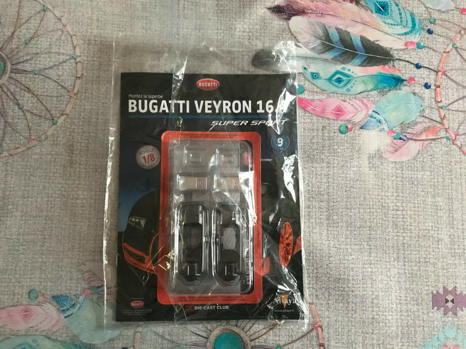Voiture miniature Maquette Bugatti Veyron 16.4 Super Sport N° 9 Altaya au 1/8