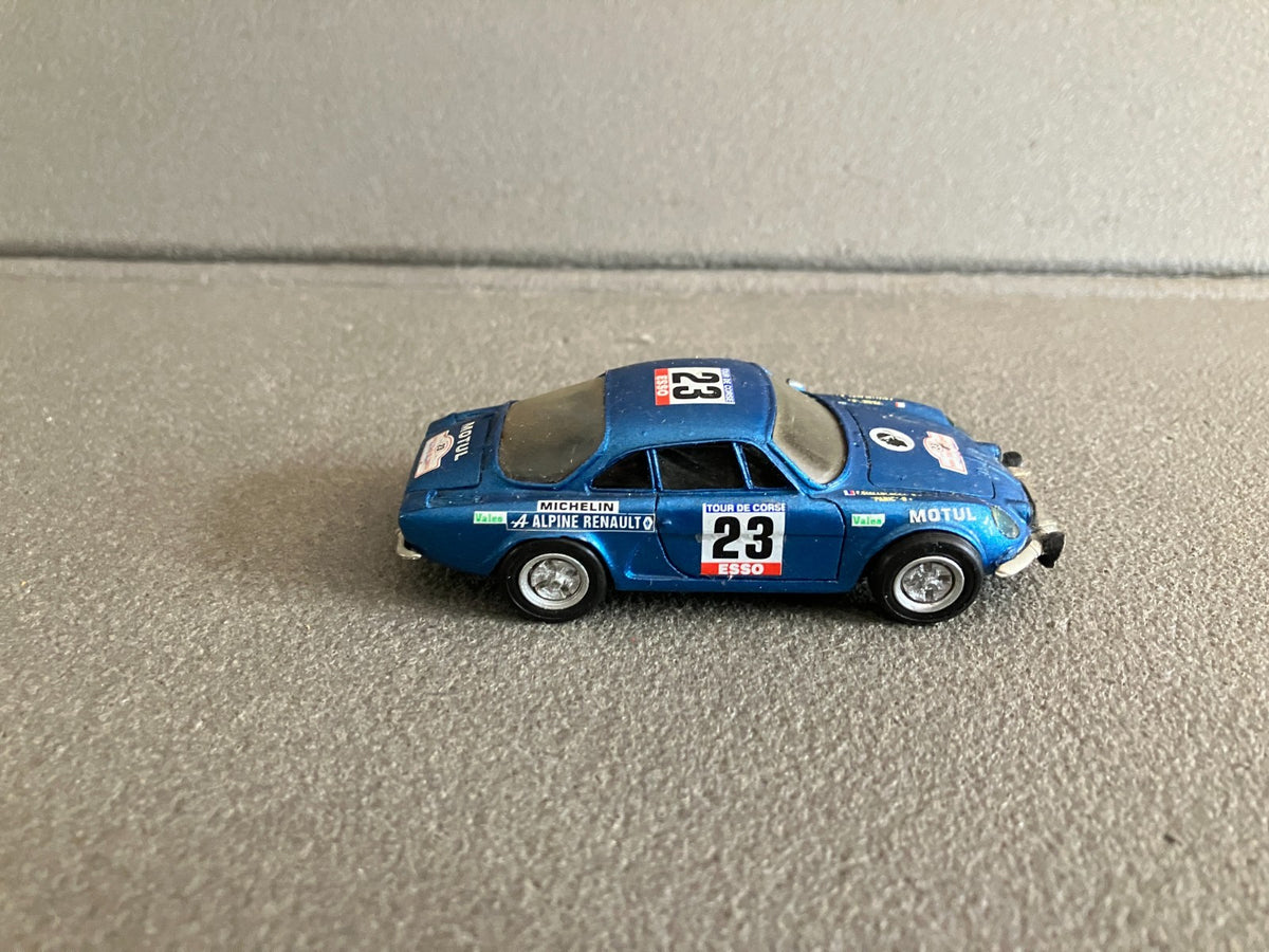 Ancienne Voiture Miniature Kit résine monté Renault Alpine A110 Duvi Corse 1/43